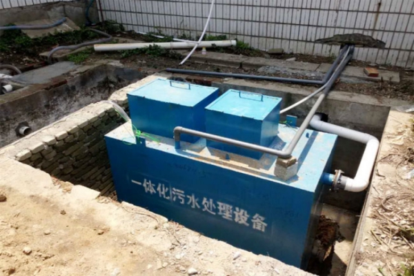 在北方的冬季一體化污水處理設(shè)備日常維護(hù)需要注意哪些 在北方的冬季一體化污水處理設(shè)備日常維護(hù)需要注意哪些